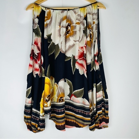 Farm Rio Floral Print Cold Shoulder Blouse With Puff Sleeves - Picture 2 of 5